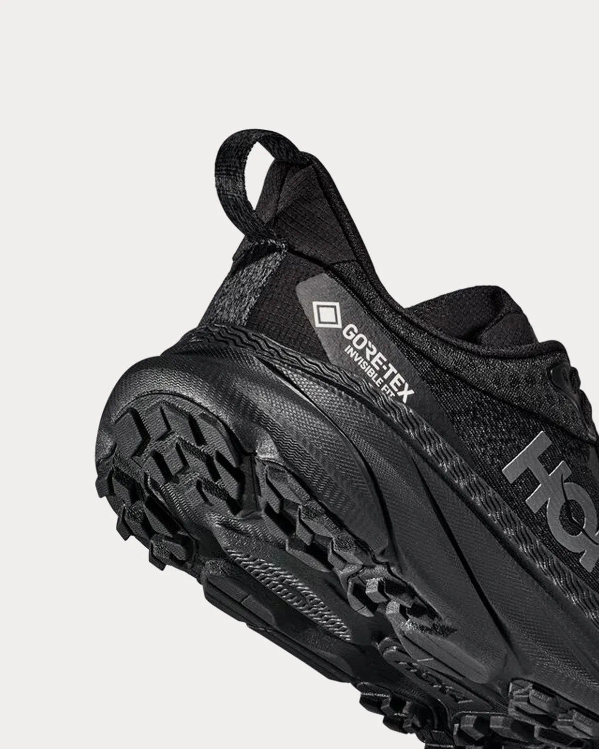 Challenger 7 GORE-TEX Black / Black Running Shoes