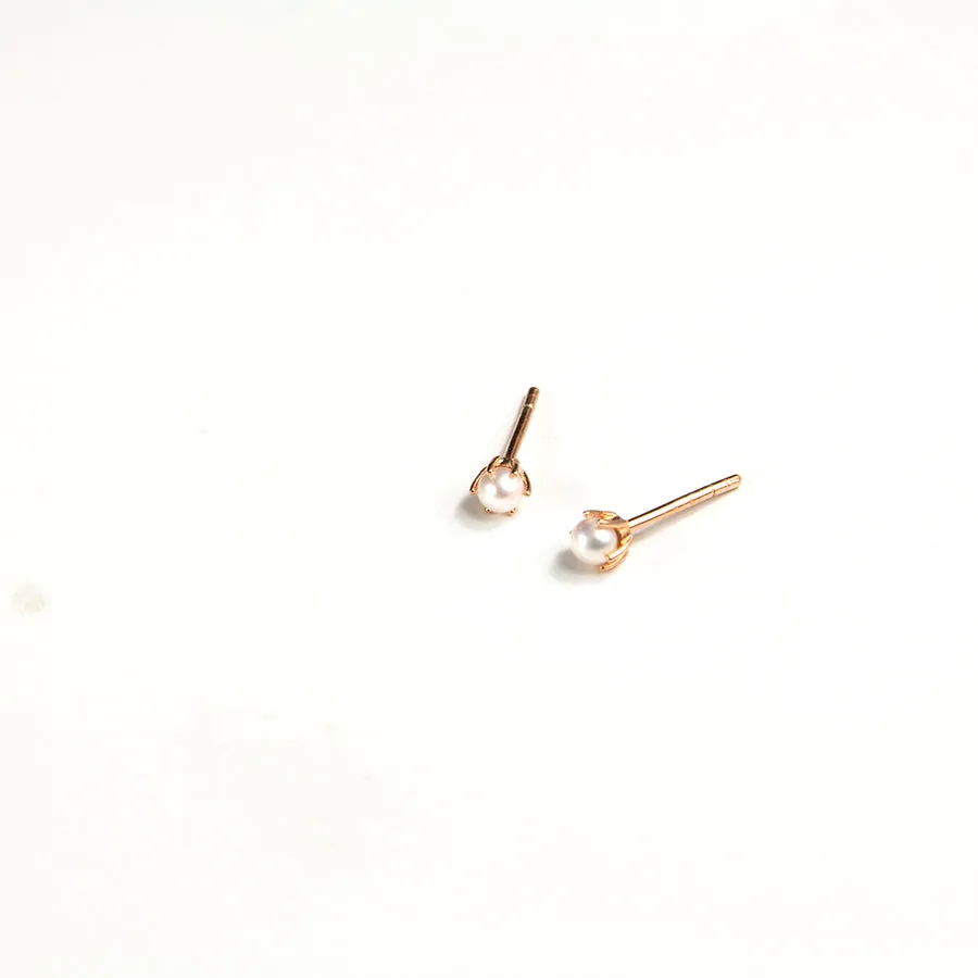 Mini Freshwater Pearl Studs